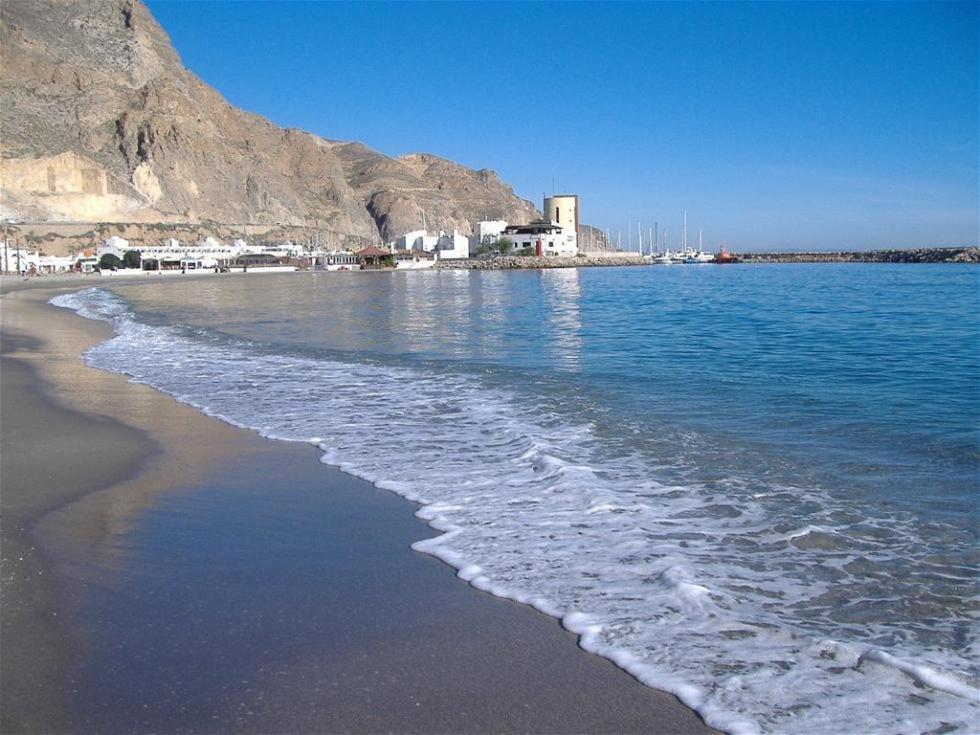 Вилла Casa Familiar Al Lado De La Playa Агвадульсе Экстерьер фото